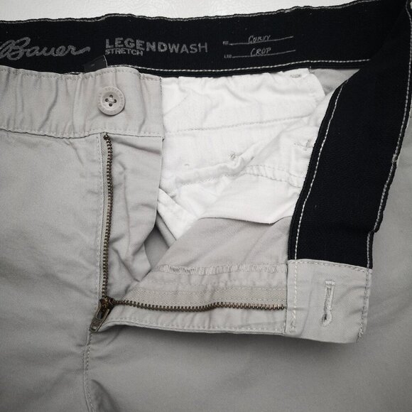 Eddie Bauer Ladies Size 18W Legend Wash Lt. Grey Stretch Curvy Crop Pants - Picture 8 of 16